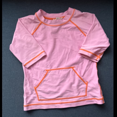 M. Andersson UV Shirt rosa  Größe: 104, zu finden beim Stand 86 am Standort Flohkids Hamburg Nord
