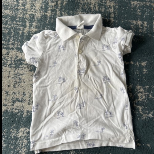 H&M Polo Shirt weiß Größe: 86, zu finden beim Stand 214 am Standort Flohkids Hamburg Nord