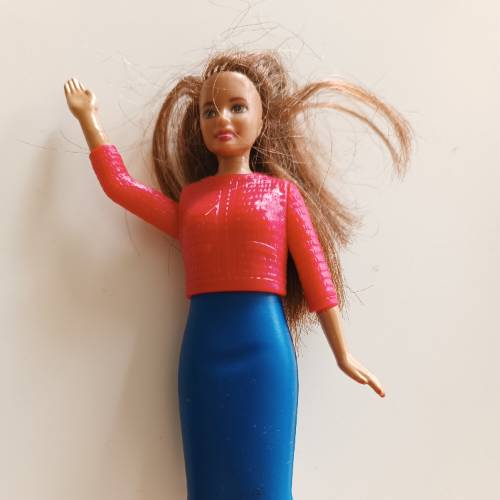 Mini Barbie , zu finden beim Stand 211 am Standort Flohkids Hamburg Nord
