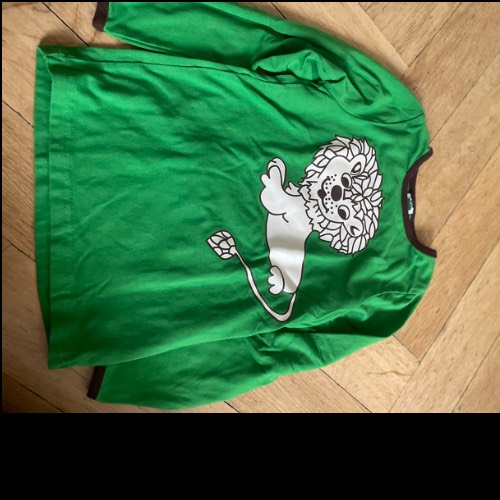 Shirt Löwe Smafolk  Größe: 98-104, zu finden beim Stand 75 am Standort Flohkids Hamburg Nord