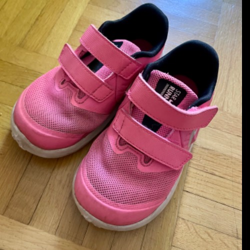 Nike Sneaker  Größe: 25 rosa, zu finden beim Stand 21 am Standort Flohkids Hamburg Nord