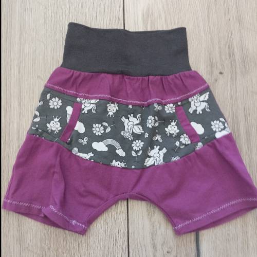 Kurze Hose Selfmade lila  Größe: 92, zu finden beim Stand 176 am Standort Flohkids Hamburg Nord