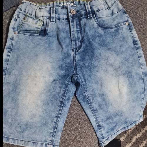 chapt.Jeans shorts  Größe: 152, zu finden beim Stand 125 am Standort Flohkids Hamburg Nord