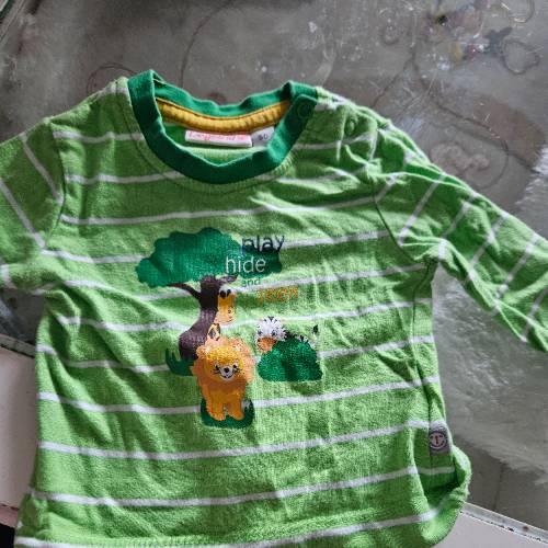 Grünes Shirt - ligelind - Größe: 50, zu finden beim Stand 218 am Standort Flohkids Hamburg Nord