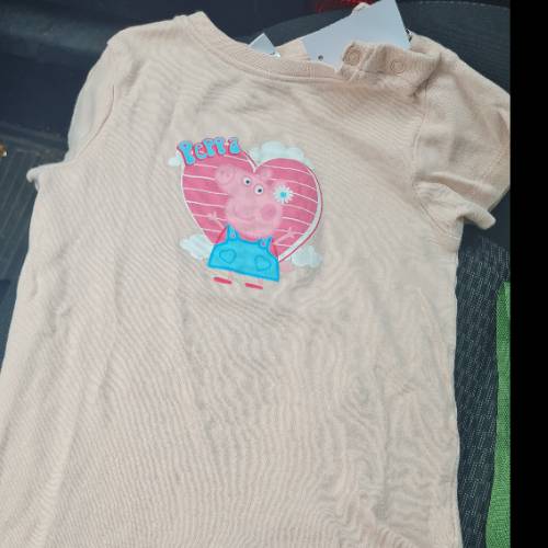 peppa pic Jumper lachs  Größe: 74/80, zu finden beim Stand 86 am Standort Flohkids Hamburg Nord