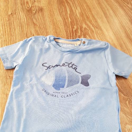 T-shirt Sanetta Fisch  Größe: 80, zu finden beim Stand 127 am Standort Flohkids Hamburg Nord