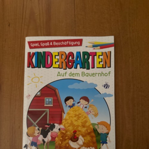 Kindergarten Lernbuch, zu finden beim Stand 29 am Standort Flohkids Hamburg Nord