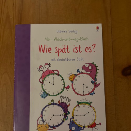 Uhr Lernbuch Wegwischbuch , zu finden beim Stand 29 am Standort Flohkids Hamburg Nord
