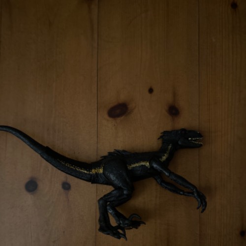 Jurassic World Indoraptor, zu finden beim Stand 29 am Standort Flohkids Hamburg Nord