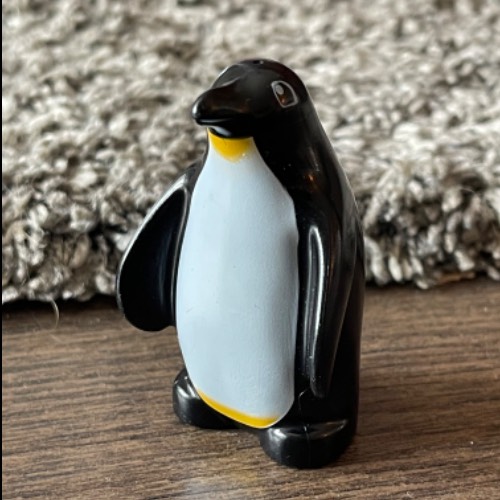 Lego Duplo Pinguin, zu finden beim Stand 106 am Standort Flohkids Hamburg Nord