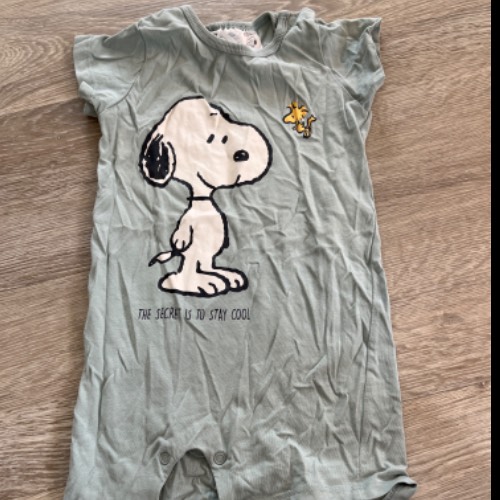 Schlafanzug Snoopy  Größe: 80, zu finden beim Stand 164 am Standort Flohkids Hamburg Nord