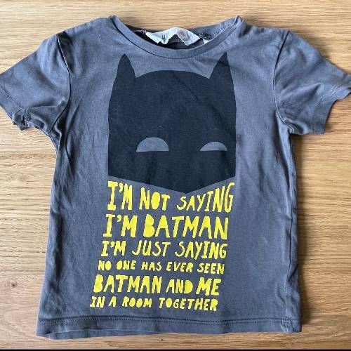 T-Shirt  Größe: 92 Batman, zu finden beim Stand 31 am Standort Flohkids Hamburg Nord