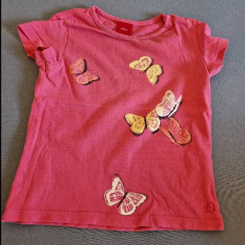 T-Shirt  Größe: 80 pink Schmetterlinge, zu finden beim Stand 134 am Standort Flohkids Hamburg Nord