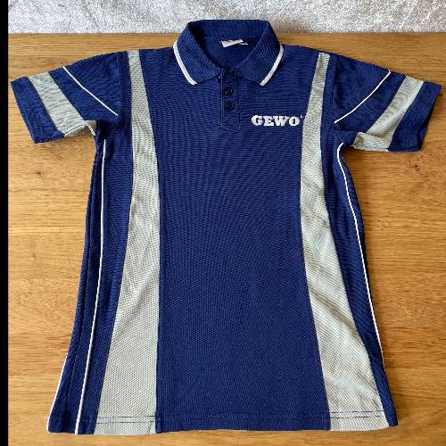 Sport Shirt XXS blau GEWO, zu finden beim Stand 31 am Standort Flohkids Hamburg Nord