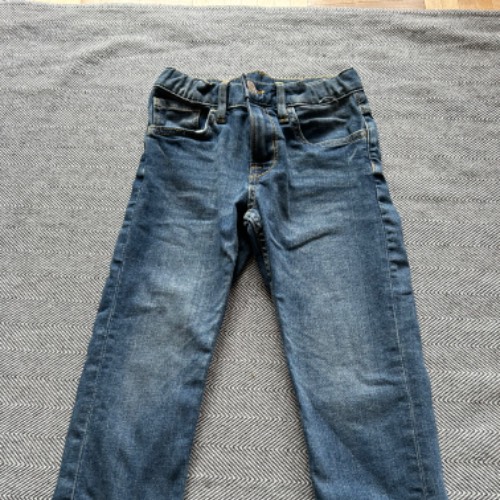 Neu: H&M Jeans  Größe: 110, zu finden beim Stand 117 am Standort Flohkids Hamburg Nord