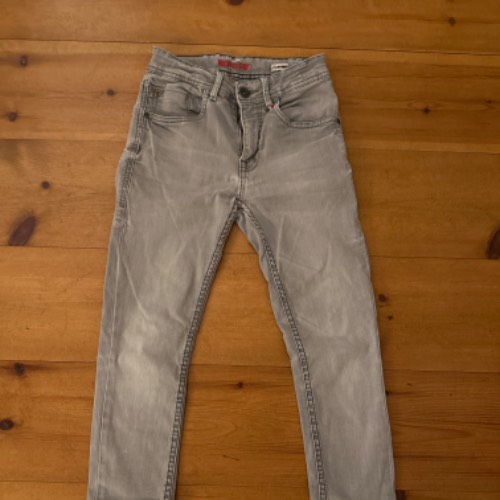 Vingino Jeans hellgrau  Größe: 152/158, zu finden beim Stand 29 am Standort Flohkids Hamburg Nord