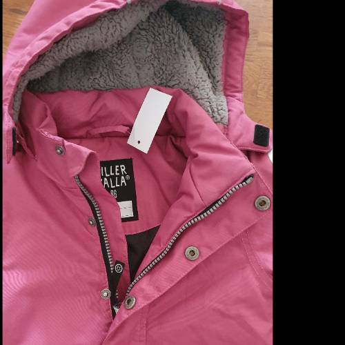 VillerValla Winterparka pink86, zu finden beim Stand 24 am Standort Flohkids Hamburg Nord