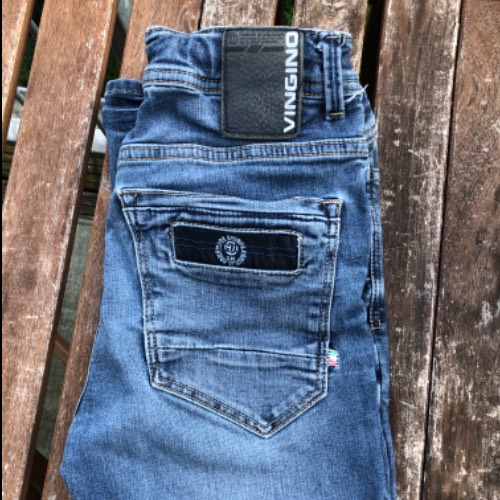 Vingini Jeans  skinny Size  Größe: 14 , zu finden beim Stand 56 am Standort Flohkids Hamburg Nord