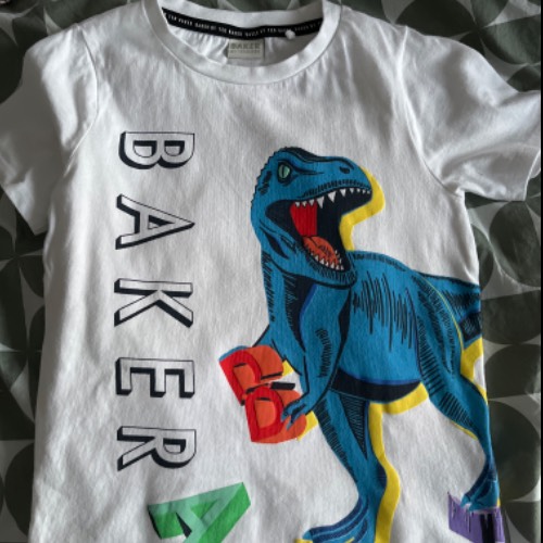 Baker by ted baker T-shirt  Größe: 116, zu finden beim Stand 160 am Standort Flohkids Hamburg Nord