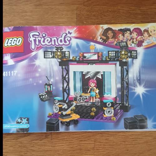 Lego Friends Popstar 41117, zu finden beim Stand 24 am Standort Flohkids Hamburg Nord