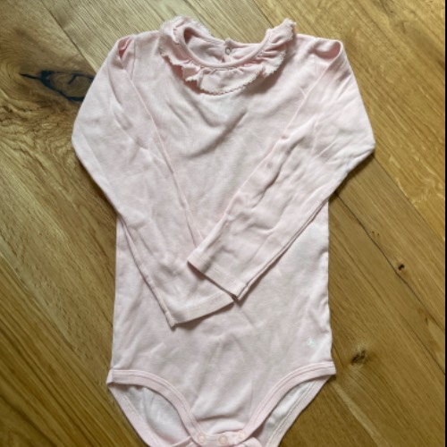  Body Petit Bateau  Größe: 95 cm rosa , zu finden beim Stand 100 am Standort Flohkids Hamburg Nord