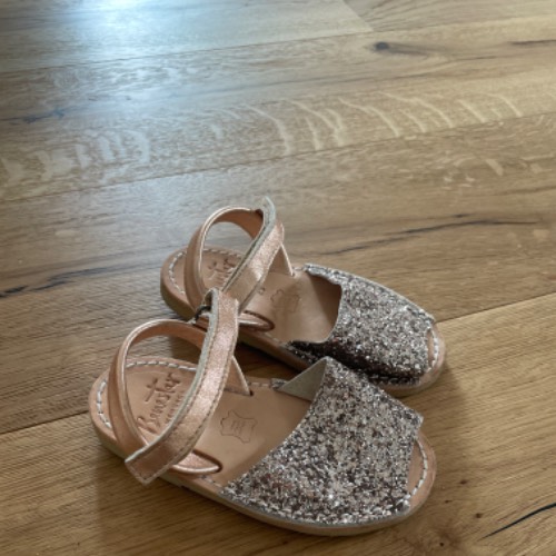 Sandalen Glitzer  Größe: 25, zu finden beim Stand 100 am Standort Flohkids Hamburg Nord