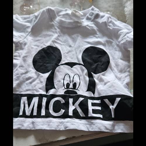 Tshirt mickey mouse  Größe: 56, zu finden beim Stand 124 am Standort Flohkids Hamburg Nord