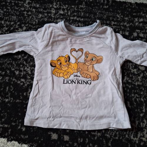 Langarmshirt  Größe: 68 Lion king, zu finden beim Stand 72 am Standort Flohkids Hamburg Nord