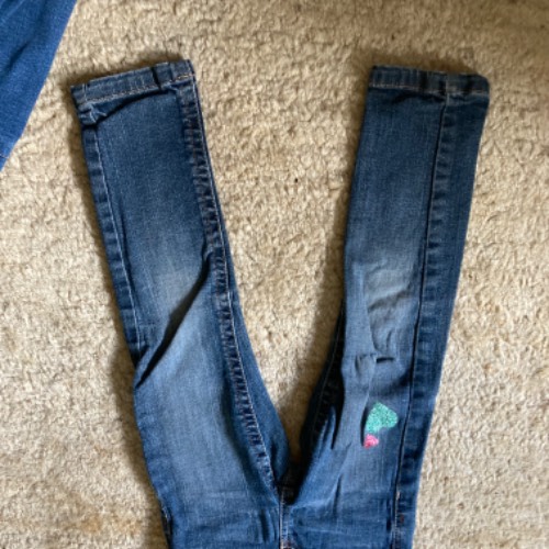 S.Oliver Jeans  Größe: 98/104, zu finden beim Stand 43 am Standort Flohkids Hamburg Nord