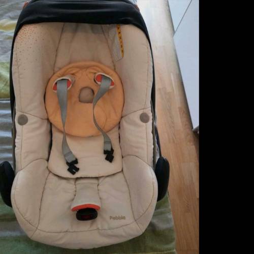 Maxi cosi Pebble Isofix ohne B, zu finden beim Stand 95 am Standort Flohkids Hamburg Nord