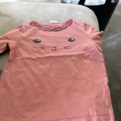 Longshirt rosa Katze  Größe: 86, zu finden beim Stand 172 am Standort Flohkids Hamburg Nord