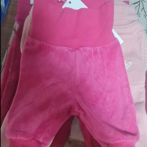 liegelind frotteehose pink  Größe: 50, zu finden beim Stand 86 am Standort Flohkids Hamburg Nord