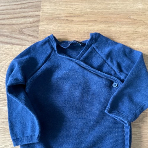 Strickjacke Tchibo  Größe: 74/80 blau, zu finden beim Stand 66 am Standort Flohkids Hamburg Nord