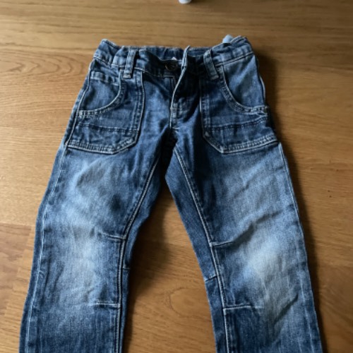 Jeans  Größe: 98/104, zu finden beim Stand 66 am Standort Flohkids Hamburg Nord