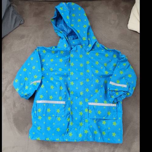 Regenjacke blau  Größe: 86/92, zu finden beim Stand 153 am Standort Flohkids Hamburg Nord