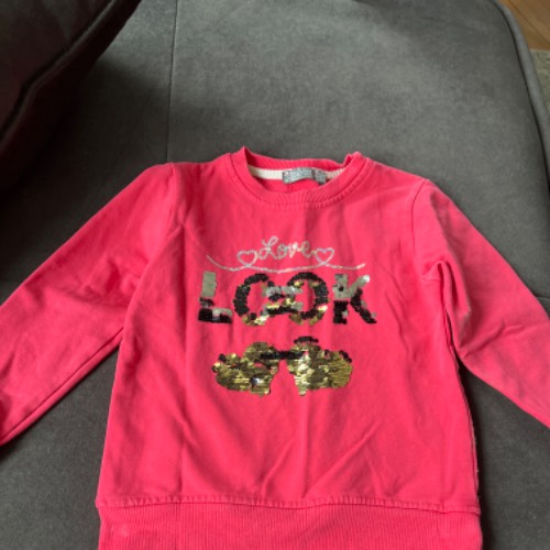 Glitzer Sweatshirt  Größe: 110, zu finden beim Stand 57 am Standort Flohkids Hamburg Nord