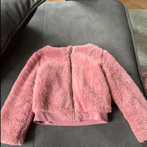 Kuscheljacke rosa  Größe: 104, zu finden beim Stand 57 am Standort Flohkids Hamburg Nord