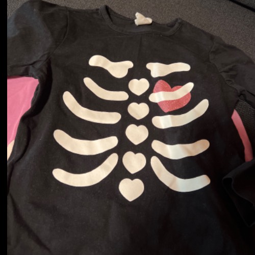 Halloween Tshirt  Größe: 86 H&M Skelet, zu finden beim Stand 57 am Standort Flohkids Hamburg Nord