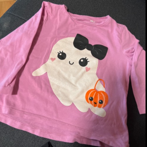 Halloween TShirt  Größe: 86 H&M, zu finden beim Stand 57 am Standort Flohkids Hamburg Nord