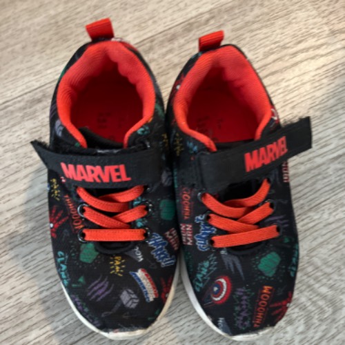 Marvel Schuhe  Größe: 24 , zu finden beim Stand 91 am Standort Flohkids Hamburg Nord