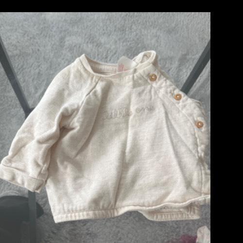 H&M Sweatshirt Baby  Größe: 56, zu finden beim Stand 57 am Standort Flohkids Hamburg Nord