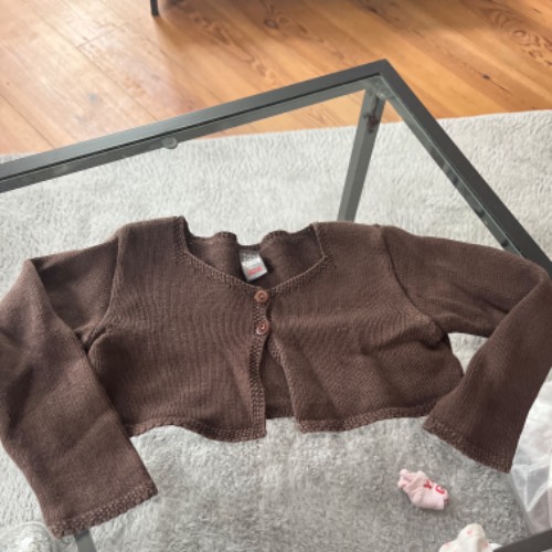 Zara kurze Strickjacke  Größe: 12-18 M , zu finden beim Stand 57 am Standort Flohkids Hamburg Nord