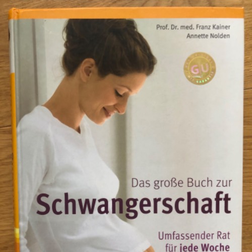 Das große Buch Schwangerschaft, zu finden beim Stand 118 am Standort Flohkids Hamburg Nord