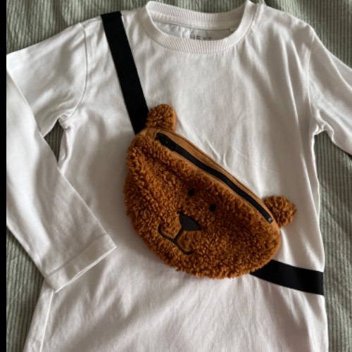 Next Teddy Bar Shirt  Größe: 110, zu finden beim Stand 160 am Standort Flohkids Hamburg Nord