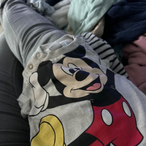 Mickey tshirt  Größe: 56, zu finden beim Stand 93 am Standort Flohkids Hamburg Nord