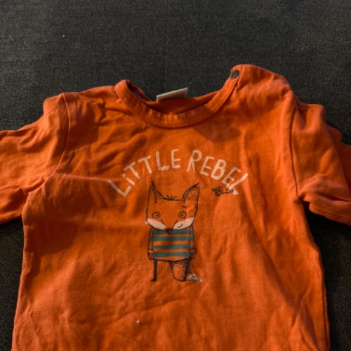 Langarmshirt orange  Größe: 68, zu finden beim Stand 93 am Standort Flohkids Hamburg Nord