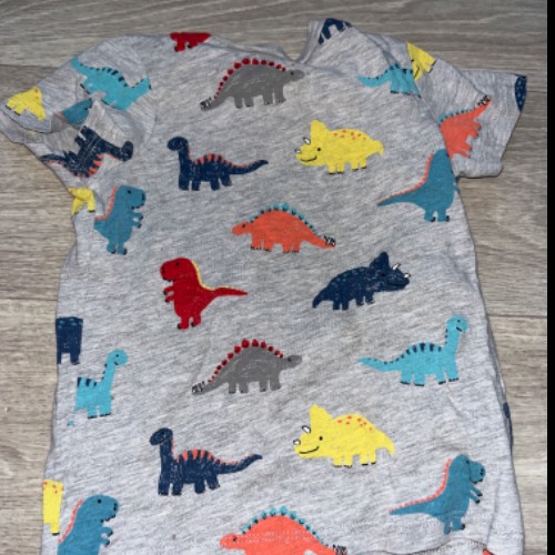 H&M Dinosaurier T-Shirt  Größe: 86 , zu finden beim Stand 91 am Standort Flohkids Hamburg Nord