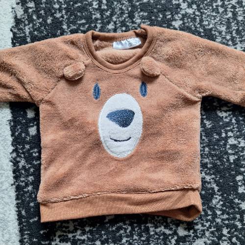 Pulli  Größe: 68 teddy, zu finden beim Stand 72 am Standort Flohkids Hamburg Nord