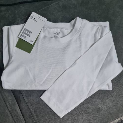 H&m basic shirt weiss  Größe: 86 Neu, zu finden beim Stand 70 am Standort Flohkids Hamburg Nord