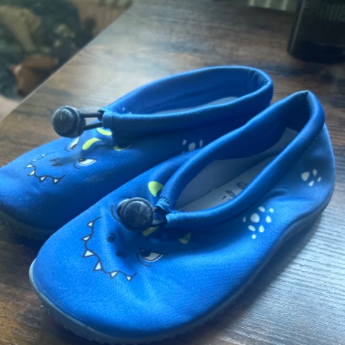 Wasserschuhe  Größe: 27, zu finden beim Stand 90 am Standort Flohkids Hamburg Nord